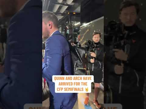 More information about "Ewers and Manning arriving for the CFP semifinals 🤘"