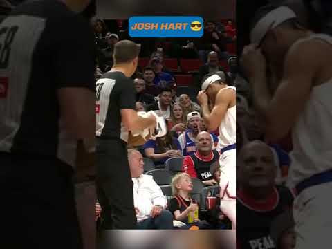 More information about "Josh Hart tried on a young fan’s sunglasses 😎"